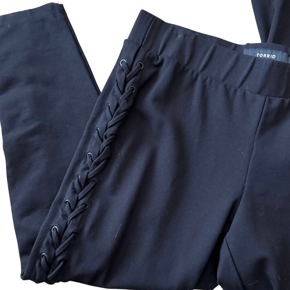 Torrid Pixie Pant Side Lattice Trim Leggings Tumm… - image 5